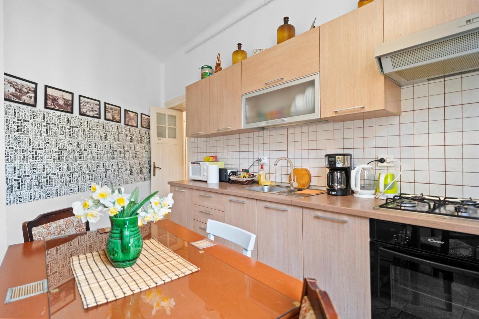 Golden Residences - & Penthouse In Old Town דירה