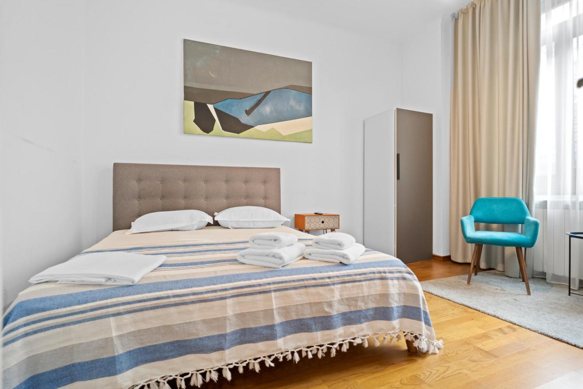 Golden Residences - & Penthouse In Old Town דירה בוקרשט