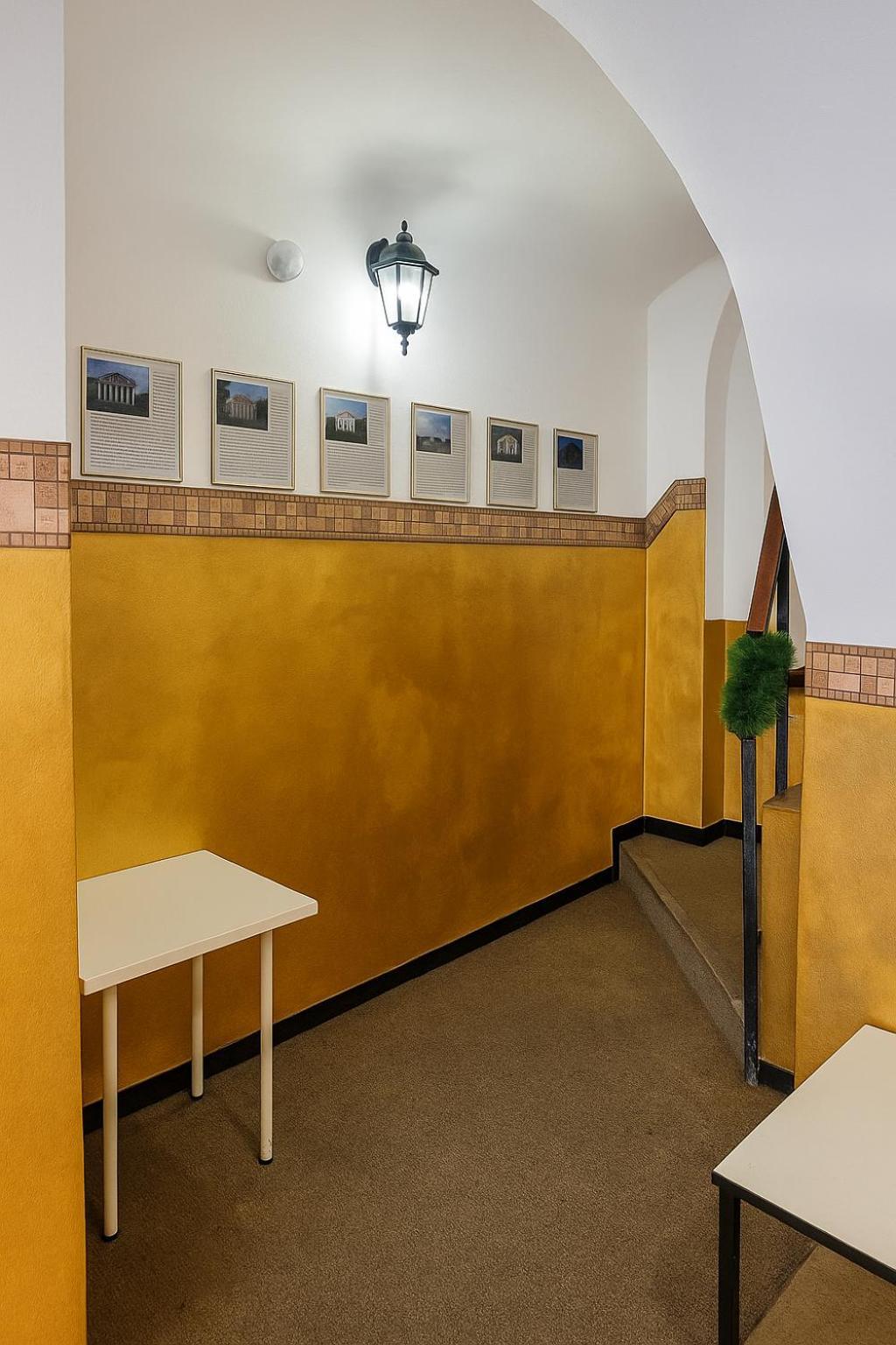 Golden Residences - & Penthouse In Old Town דירה