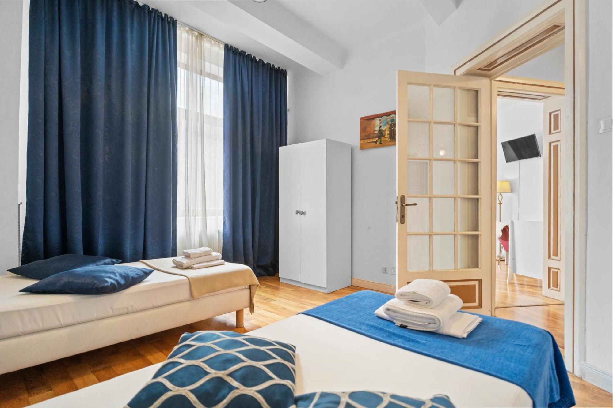 Golden Residences - & Penthouse In Old Town *