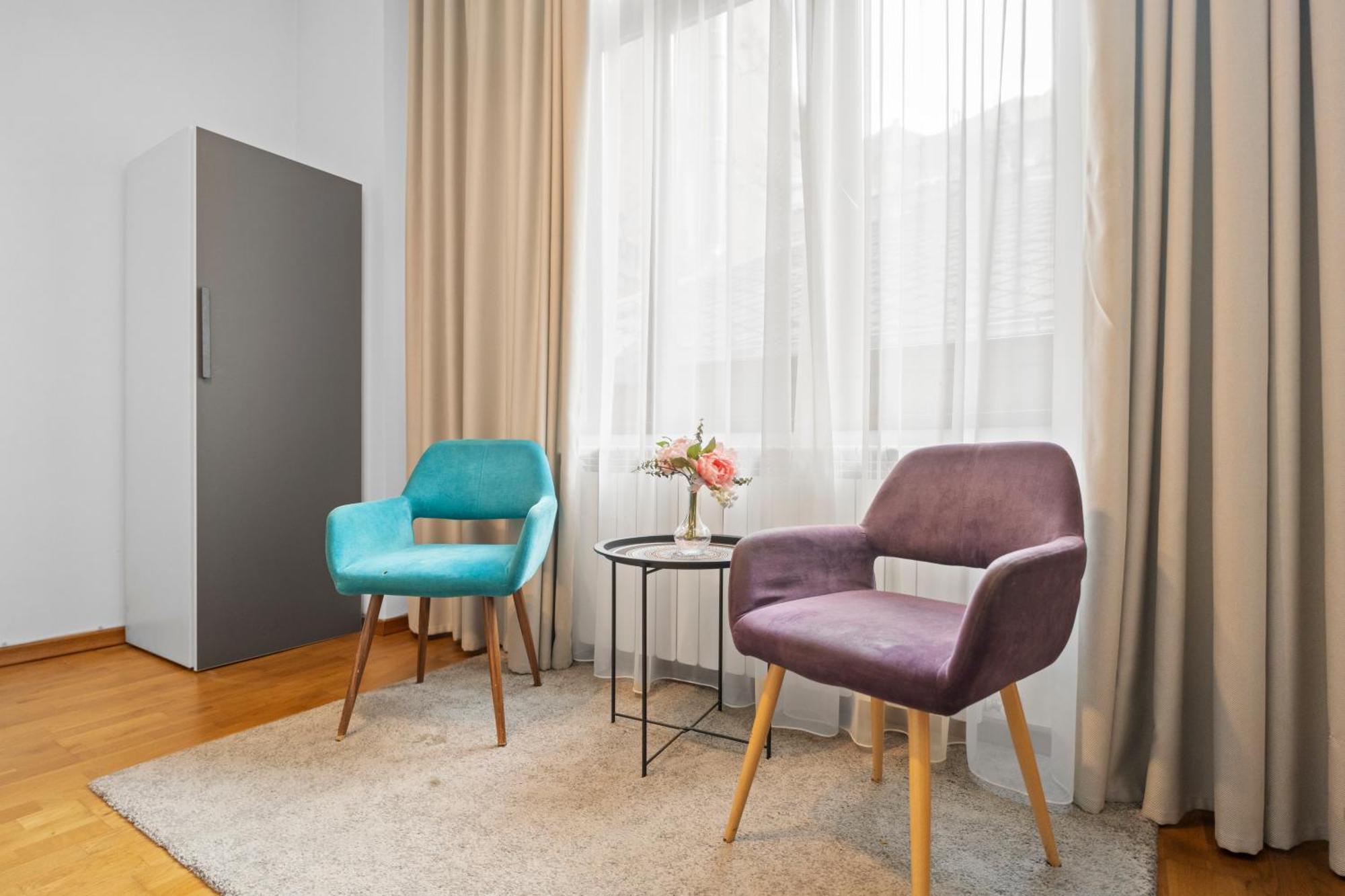 Golden Residences - & Penthouse In Old Town Apartment Bukarest